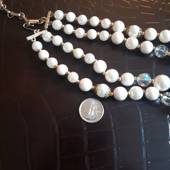 1960s 15" Lisner Faux Pearl & Aurora Borealis Crystal Vintage Necklace - Picture 16 of 16